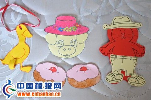 吹塑纸剪贴画作品4幅