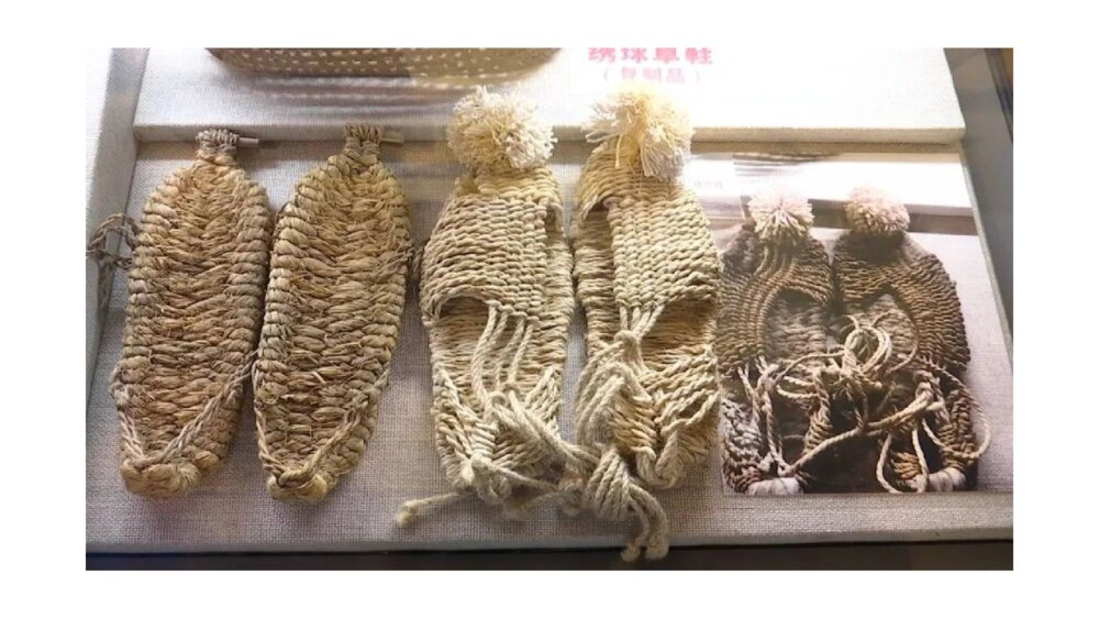 《一双草鞋》爱国主义教育班会PPT课件6